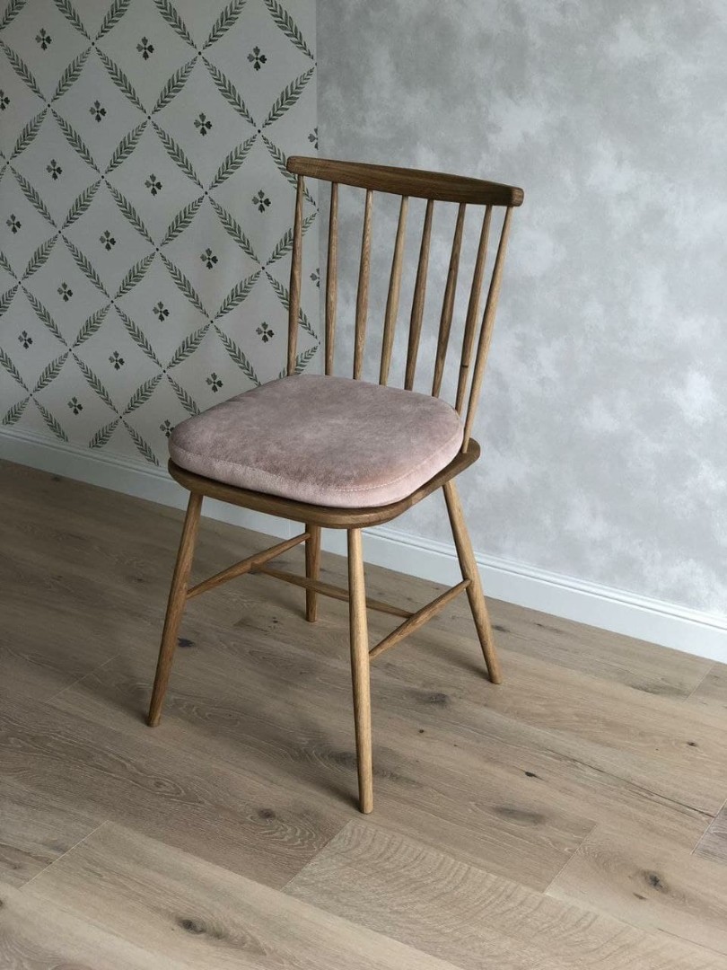 Кухонные стулья из дуба