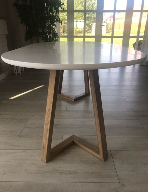 Обеденный стол из дуба 0301