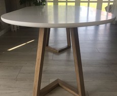 Обеденный стол из дуба 0301