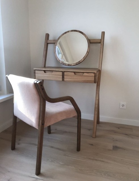 Трюмо из дуба 0304