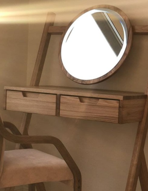 Трюмо из дуба 0304