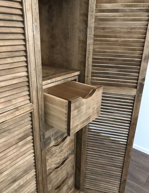 Шкаф из березы