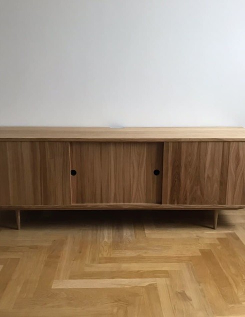 Тумба под TV 0211