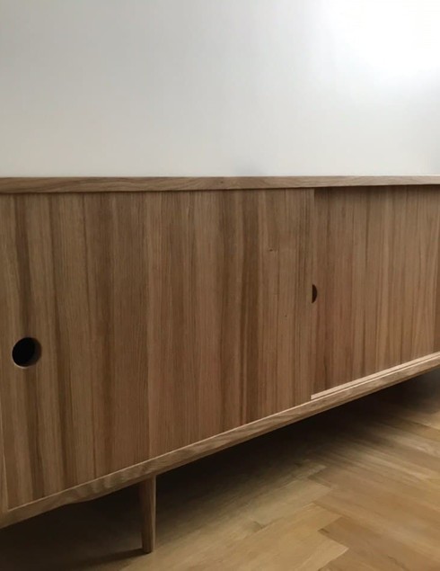 Тумба под TV 0211