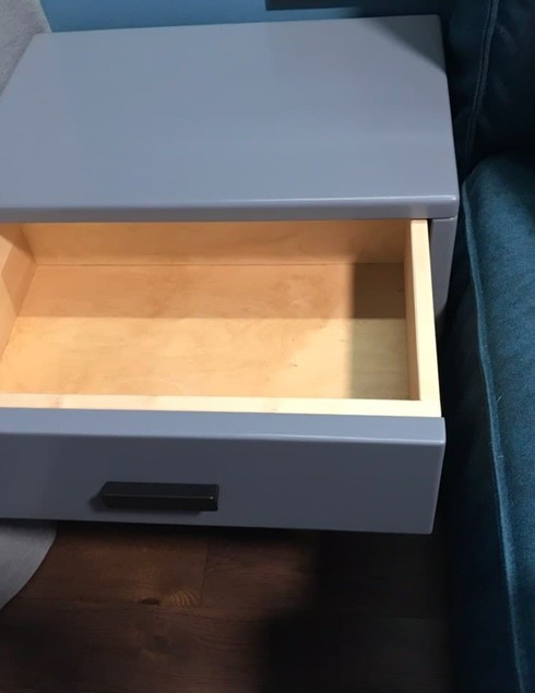 Прикроватная тумба из березы 0208