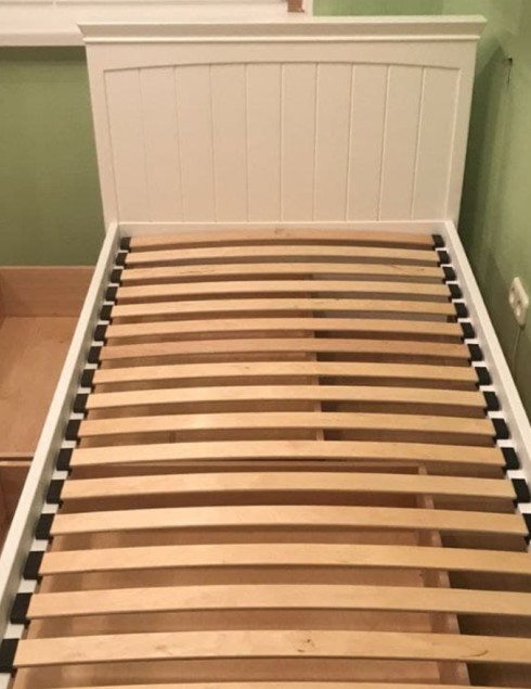 Односпальная кровать из березы 0104